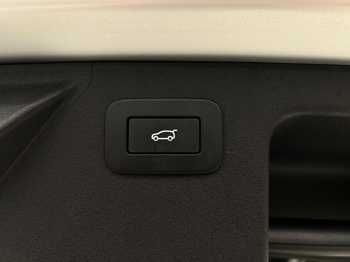 Land Rover Discovery Sport P300e DYNAMIC SE REZERVACE 1.5 Dynamic SE