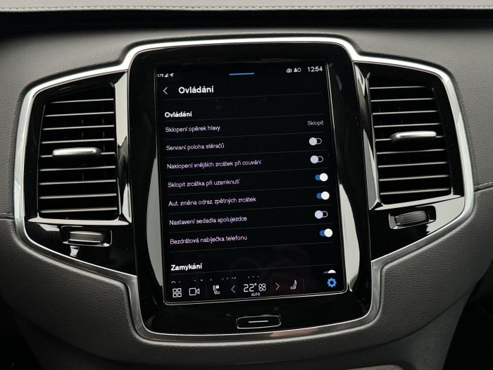 Volvo XC90 B5 AWD BRIGHT PLUS CZ 1.maj