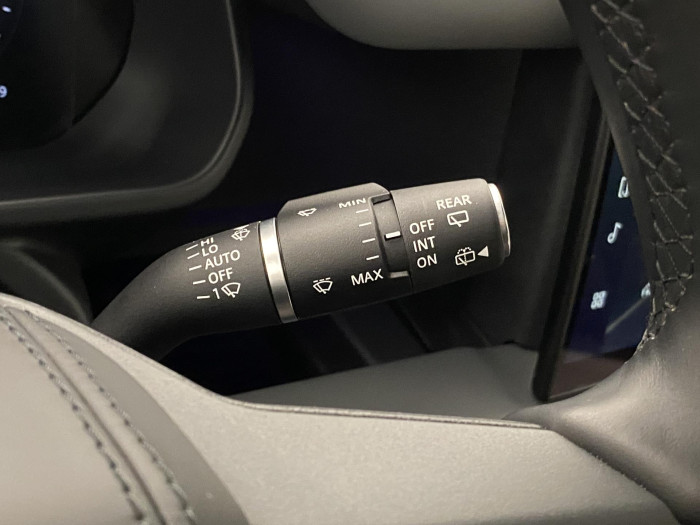 Land Rover Defender 110 D300 X-DYNAMIC HSE AWD 7m 3.0 d Dynamic