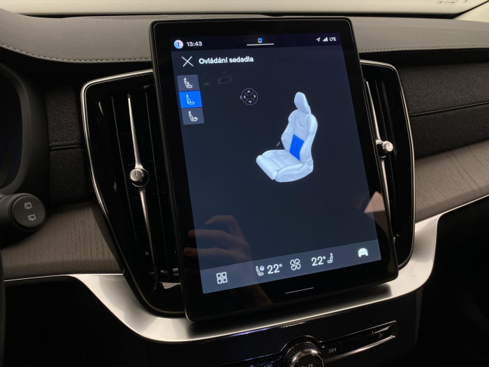 Volvo XC90 B5 AWD DARK PLUS AUT CZ 7míst