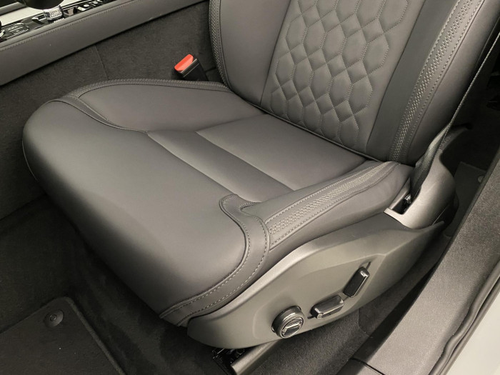 Volvo XC90 T8 AWD RECHARGE CORE AUT CZ 7m