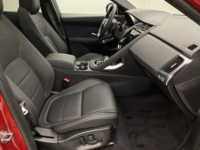 Jaguar E-Pace P250 R-DYNAMIC SE AWD AUT 2.0 Dynamic SE