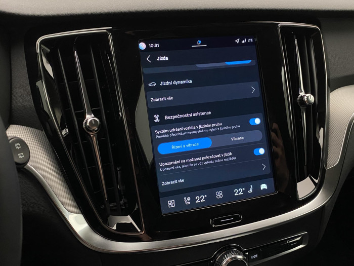 Volvo V60 B4 AUT BRIGHT PLUS