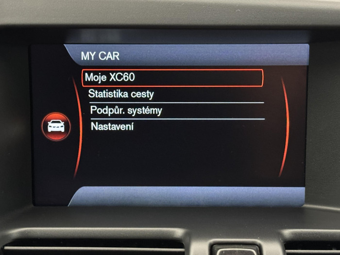 Volvo XC60 D5 AWD R-Design AUT CZ 2.4 d