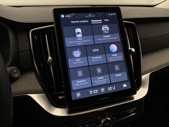 Volvo XC90 T8 AWD RECHARGE DARK PLUS 7m