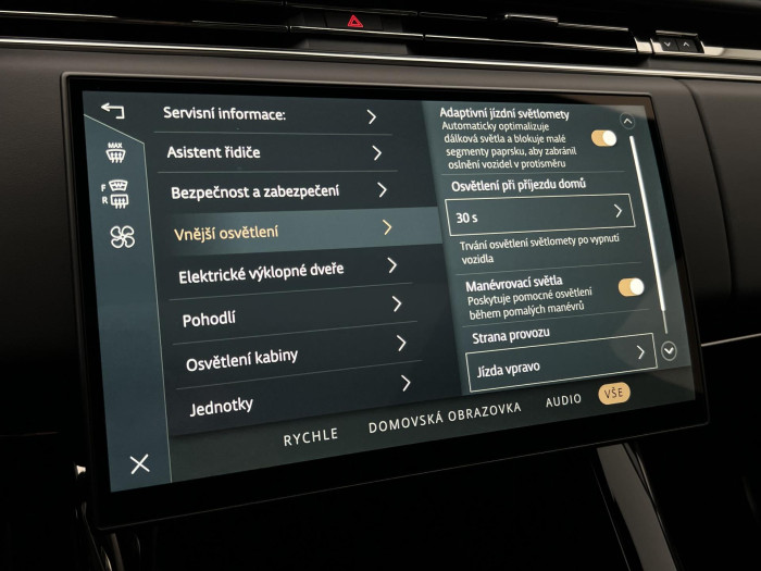 Land Rover Range Rover Sport D300 DYNAMIC SE AWD Aut 3.0 d Dynamic SE