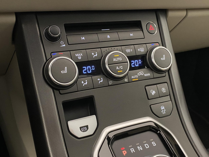 Land Rover Range Rover Evoque 2.0 Si4 HSE AWD REZERVACE