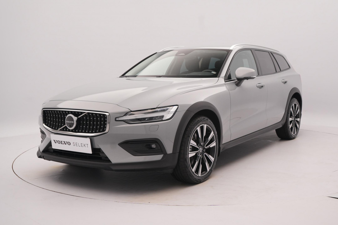 Volvo V60 CC B5 AWD BRIGHT AUT 1.maj 2.0 CC CC