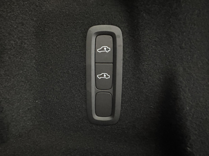 Volvo XC60 T8 AWD RECHARGE BRIGHT PLUS