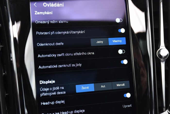 Volvo V60 CC B5 AWD ULTIMATE REZERVACE 2.0 CC CC