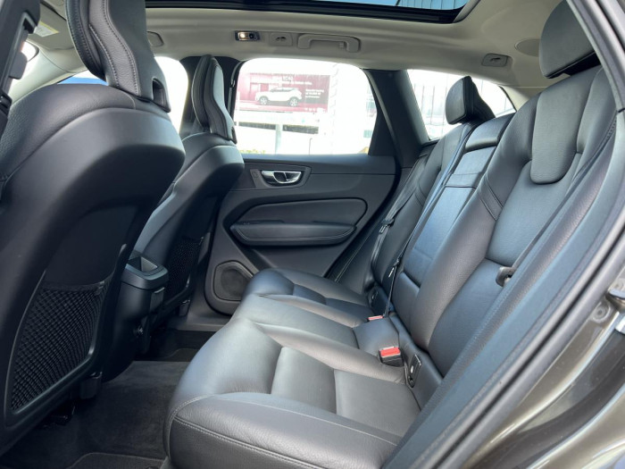Volvo XC60 B4 AWD INSCRIPTION Aut 1.maj.