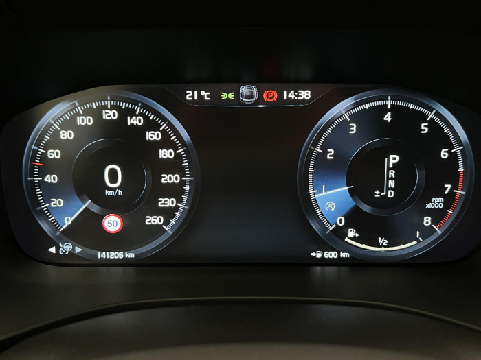 Volvo XC60 T5 AWD MOMENTUM PRO AUT 2.0 Momentum