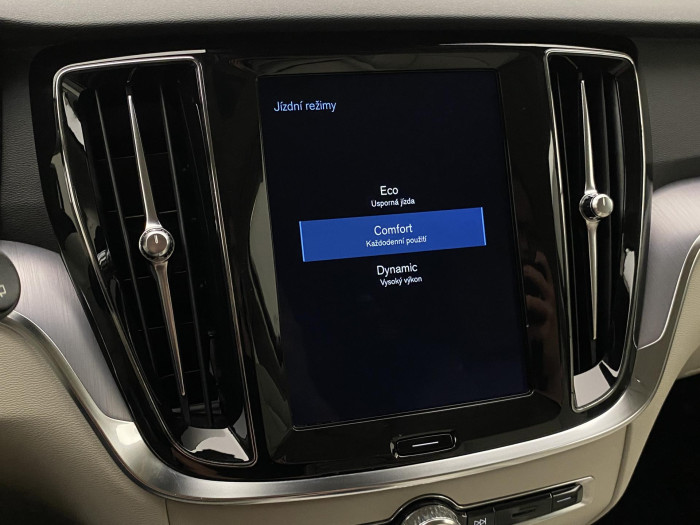 Volvo V60 D4 MOMENTUM AUT 2.0 d Momentum