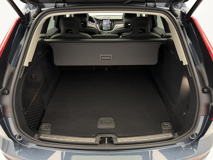 Volvo XC60 T6 AWD RECHARGE PLUS DARK