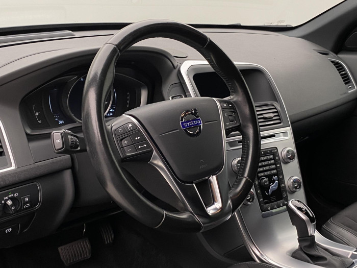 Volvo XC60 D4 AWD MOMENTUM AUT 2.4 d Momentum