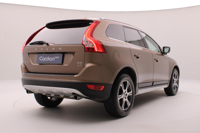 Volvo XC60 D5 AWD SUMMUM AUT CZ 2.4 d Summum