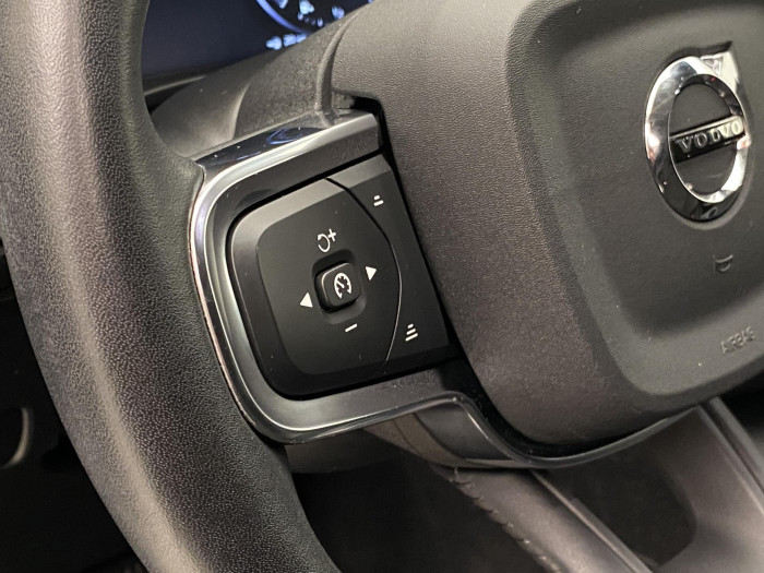 Volvo XC40 T2 MOMENTUM AUT CZ 1.5 Momentum