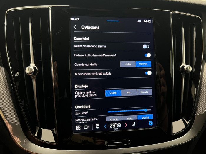 Volvo V60 CC B5 AWD PLUS BRIGHT AUT