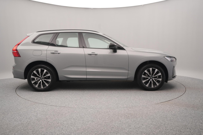 Volvo XC60 B5 AWD PLUS DARK CZ 1.maj