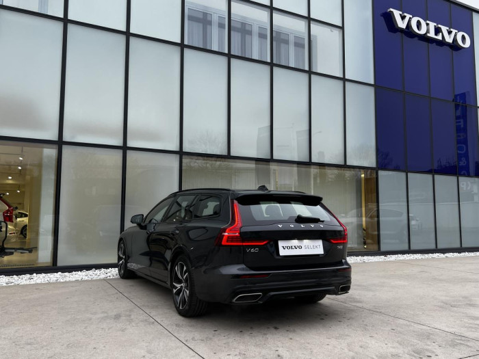 Volvo V60 T4 R-DESIGN AUT 1.maj.