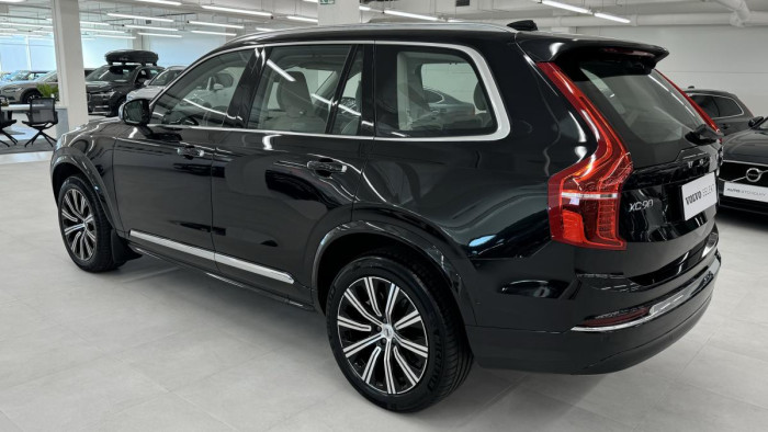 Volvo XC90 B5 AWD ULTIMATE AUT REZERVACE