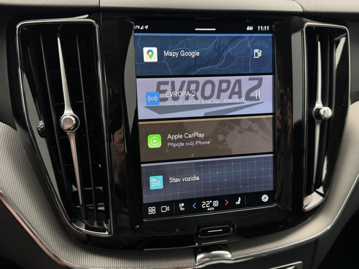 Volvo XC60 B4 AWD PLUS DARK CZ 1.maj