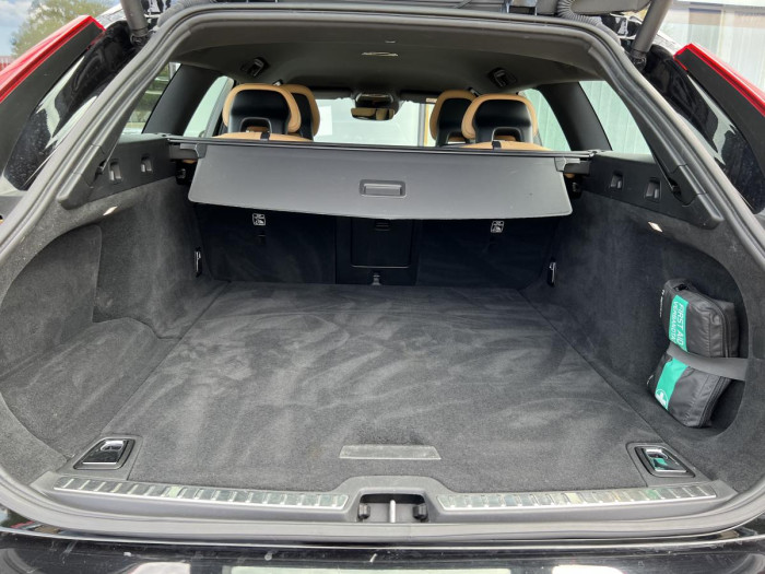 Volvo V90 D3 INSCRIPTION 1.maj. 2.0 d