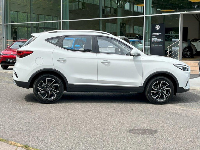 MG ZS EXCLUSIVE AUT. SKLADEM 1.0 Exclusive