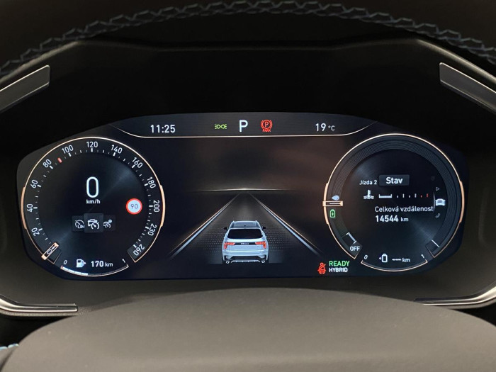 Lynk & Co 01 PHEV DCT AUT 1.maj.