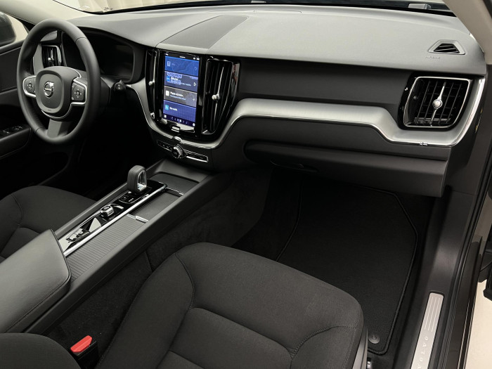 Volvo XC60 B4 MOMENTUM PRO AUT 1.maj. 2.0 Momentum