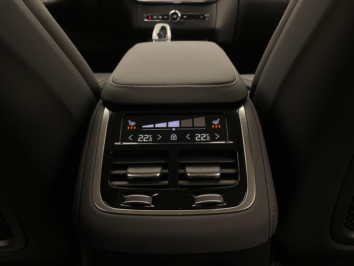 Volvo XC90 T8 AWD RECHARGE BRIGHT PLUS 7m