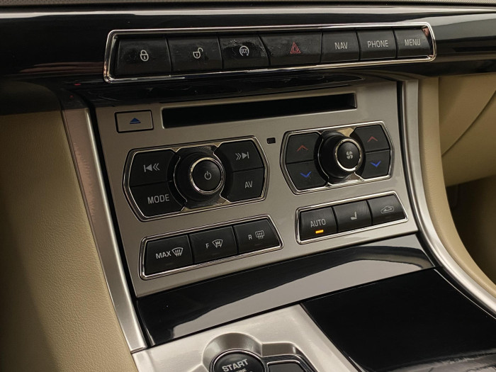 Jaguar XF 3.0 V6D AUT CZ 3.0 d