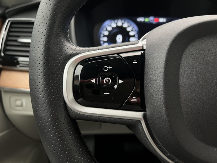 Volvo XC90 D5 AWD INSCRIPTION AUT CZ 2.0 d