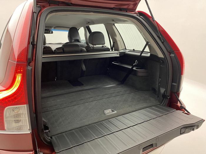 Volvo XC90 D5 AWD SUMMUM AUT CZ 2.4 d Summum