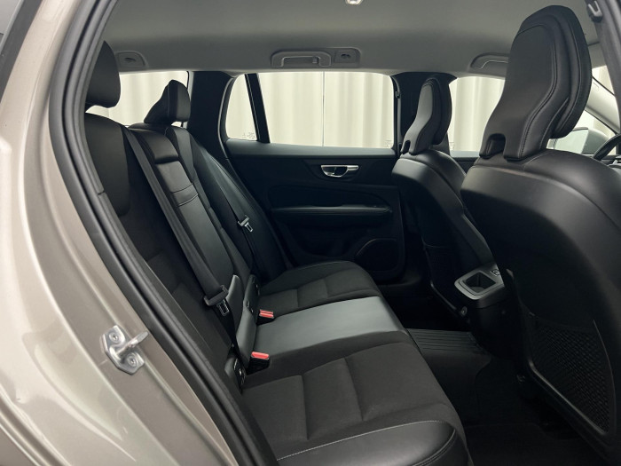 Volvo V60 CC B4 AWD AUT 2.0 CC CC