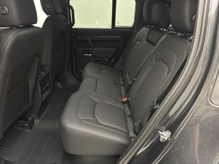 Land Rover Defender 110 D200 S AWD AUT 3.0 d