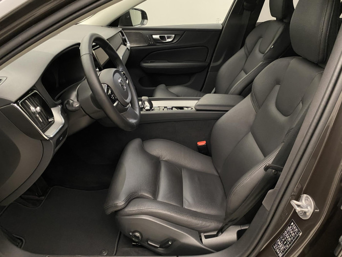 Volvo V60 CC B5 AWD PLUS BRIGHT 1.maj