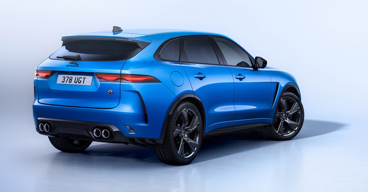 Jaguar oslavuje devět dekád inovací speciální edicí modelu F-Pace