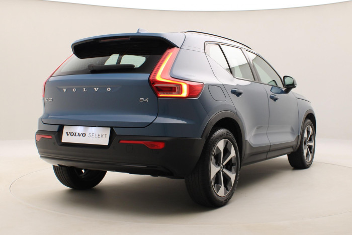 Volvo XC40 B4 ULTIMATE DARK AUT CZ