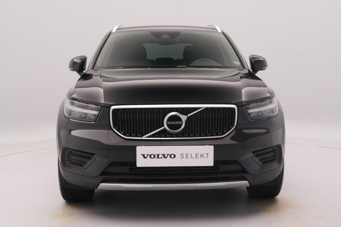 Volvo XC40 T2 MOMENTUM PRO REZERVACE 1.5 Momentum