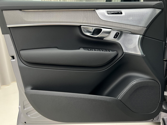 Volvo XC90 T8 AWD RECHARGE DARK PLUS AUT