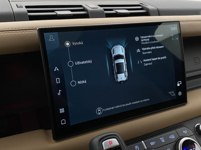 Land Rover Defender 110 D300 X-D HSE REZERVACE 3.0 d d