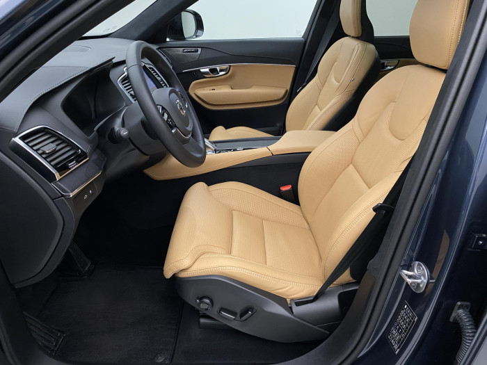 Volvo XC90 T8 AWD ULTIMATE DARK RECHARGE