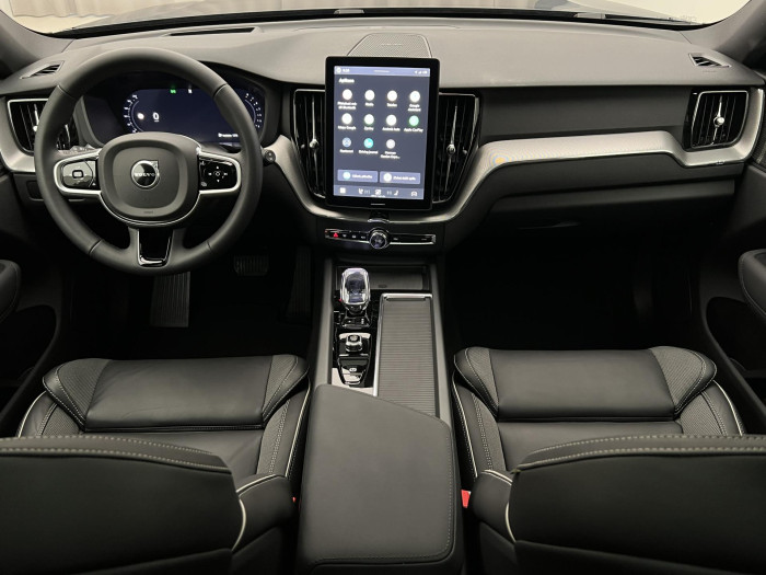 Volvo XC60 B5 AWD BLACK EDITION PLUS AUT