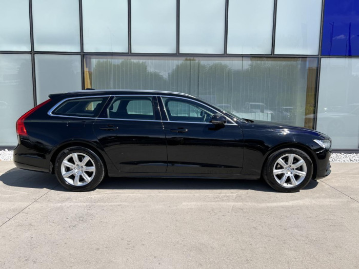 Volvo V90 D4 MOMENTUM POLESTAR Aut CZ 2.0 d Momentum