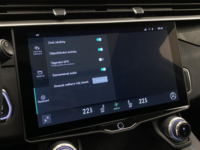 Lynk & Co 01 PHEV DCT AUT 1.maj