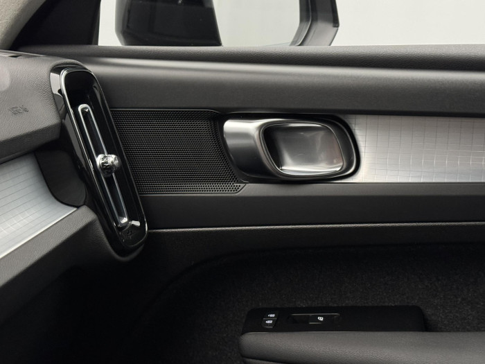 Volvo XC40 T3 MOMENTUM CZ 1.maj 1.5 Momentum