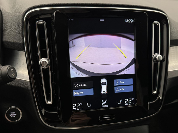 Volvo XC40 D3 AWD MOMENTUM CZ 1.maj 2.0 d Momentum