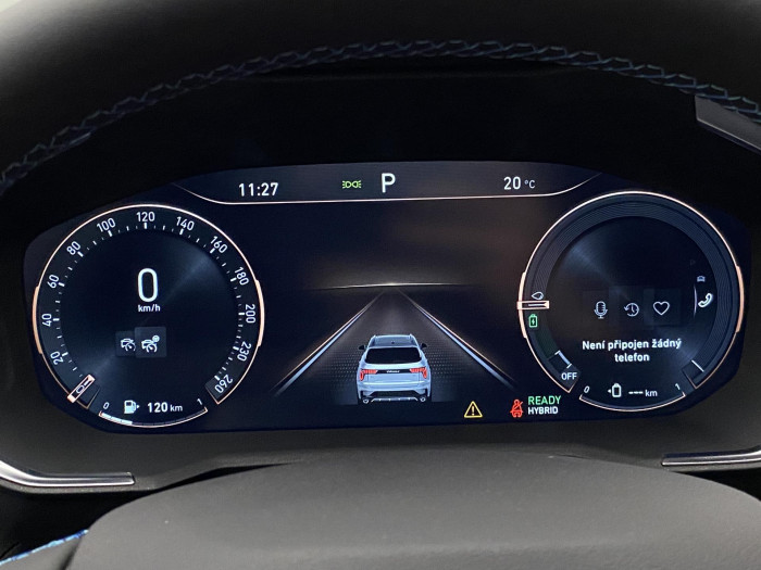 Lynk & Co 01 PHEV DCT REZERVACE