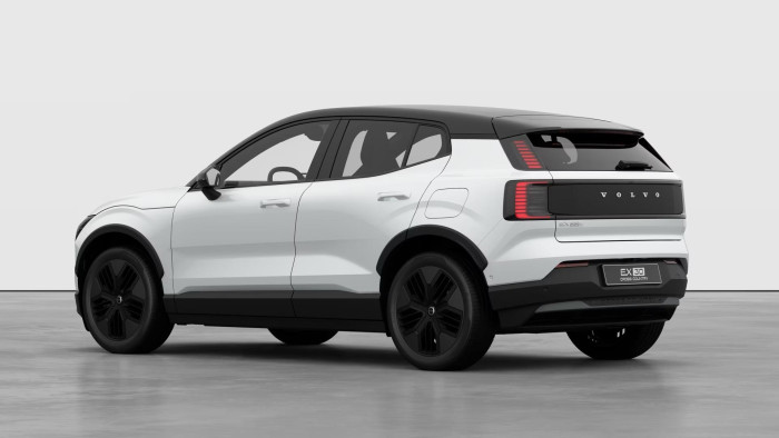 Volvo EX30 CROSS COUNTRY TWIN ULTRA